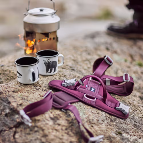 Hurtta Weekend Warrior Harness II ECO Eggplant - Szelki dla psów aktywnych, bordowe